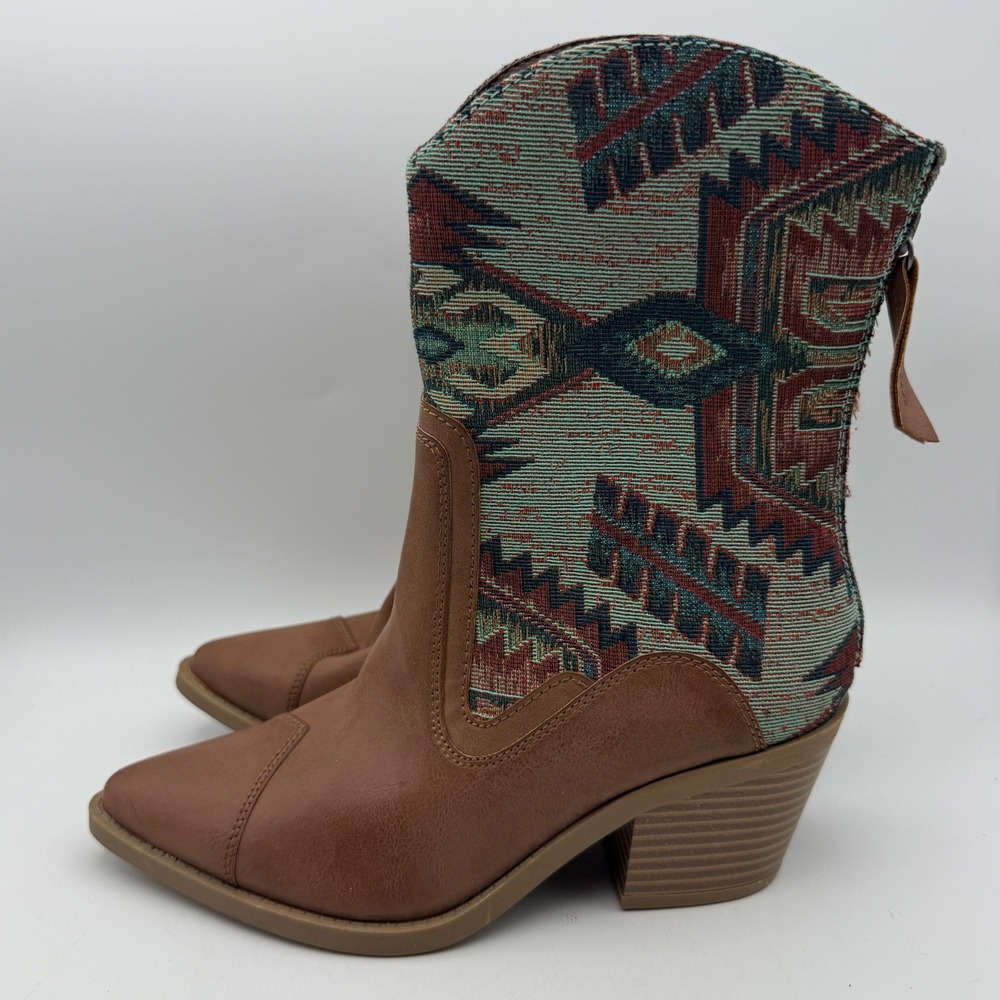 Wonderly Lawler Booties Women 6 Brown Southwestern Tapestry Western Block Heel